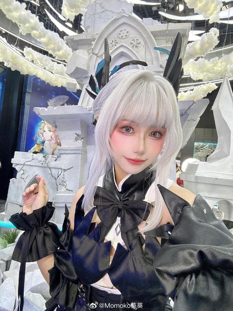 Momoko葵葵雷电将军：分享 cos 创作与成长的心路历程，探寻真我