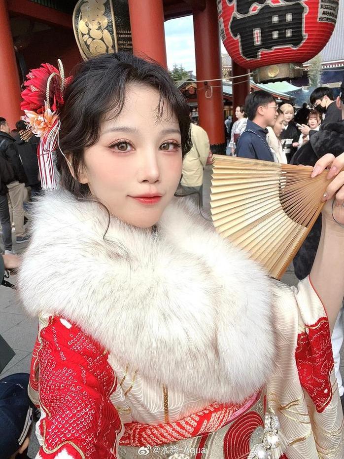 制作您自己的摄影作品，使用aqua水淼白液让照片更美丽