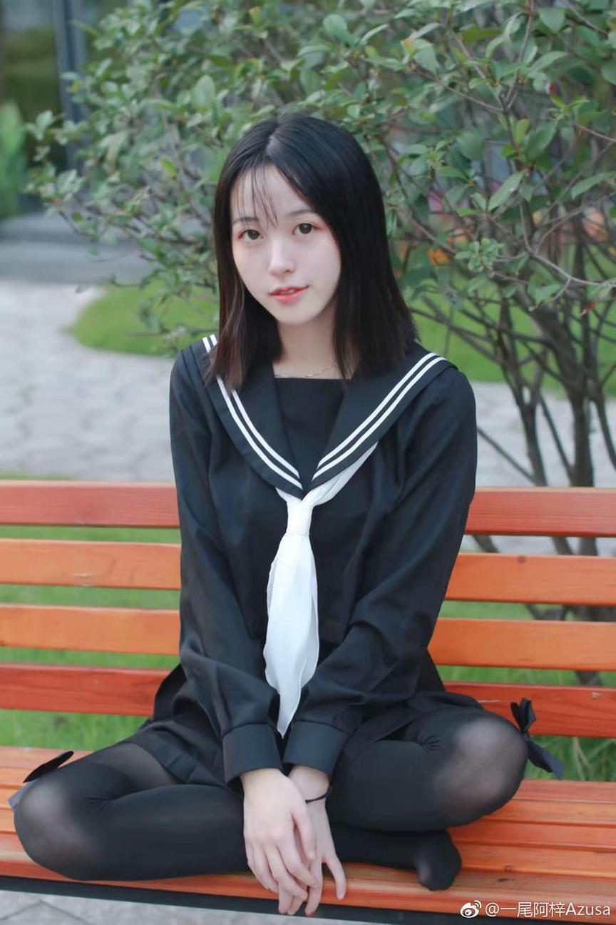 分享一尾阿梓jk的摄影美图，惊艳你的视觉