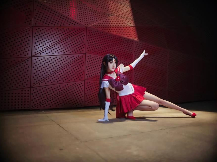 一米八的大梨子jk文件免费，分享最美的cosplay图片