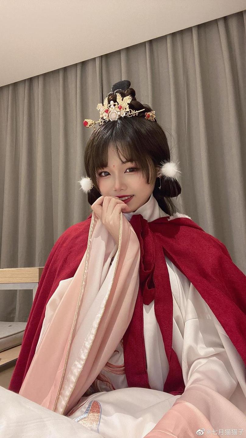 七月喵子千刀万剐，最新推出的cosplay图包