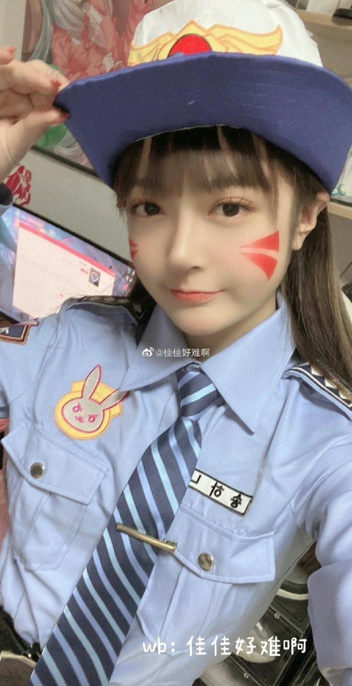 此时此刻想要一张佳佳好难啊女巫摄影作品。