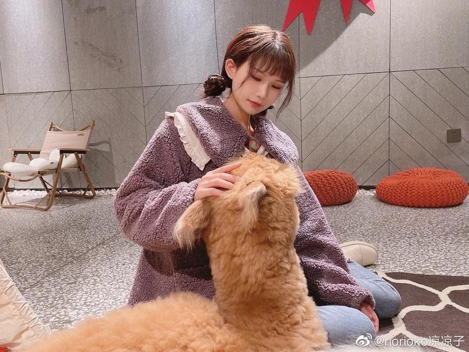 凉凉子牛头人情书，一览图片绝美神韵
