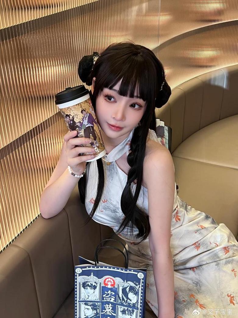 最新叉子宝宝cos逆水寒九灵更新，完美曝光角色魅力，尽在您眼前