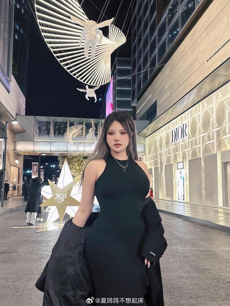 美得让人窒息：夏鸽鸽不想起床甘雨cos无删定制照片