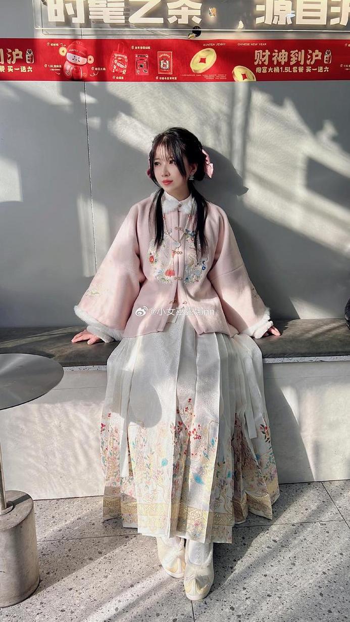 小女巫露娜双人照片珍藏分享