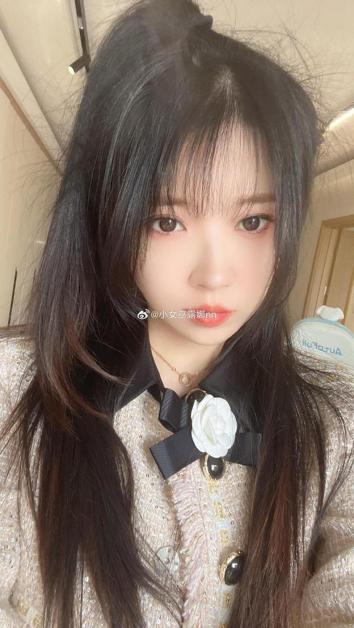 小女巫露娜樱花服的美图惊为天人