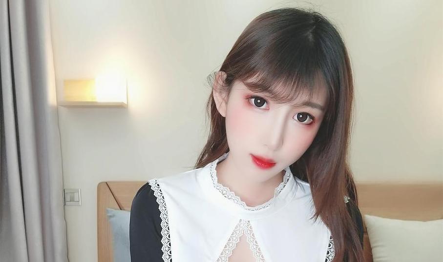 小酥酱是不是荤？欣赏她的精美cos作品，犹如走入童话世界
