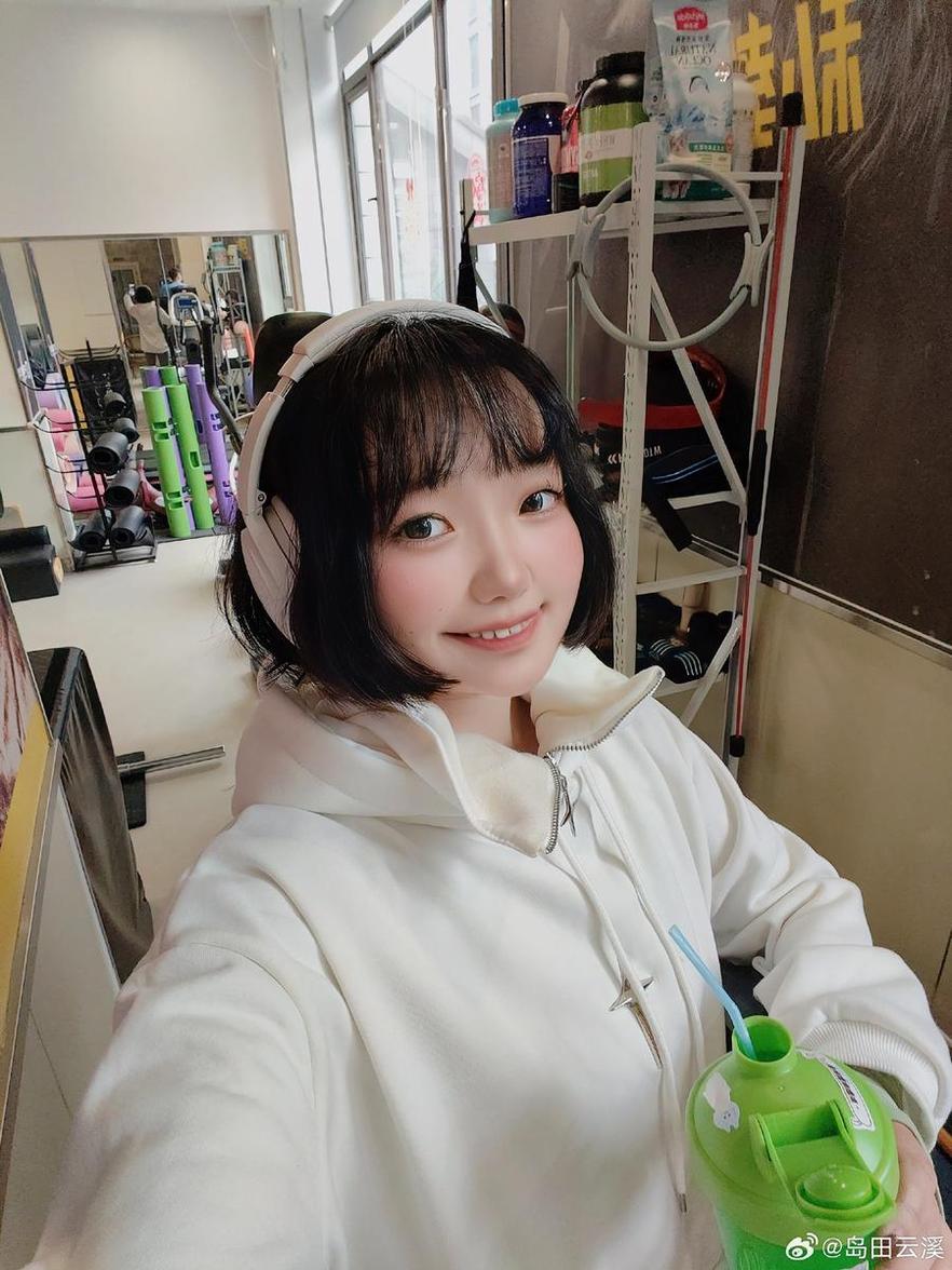 来一份岛田云溪海克斯科技小蛋糕的美图合集，给你带来妙不可言的视觉盛宴！