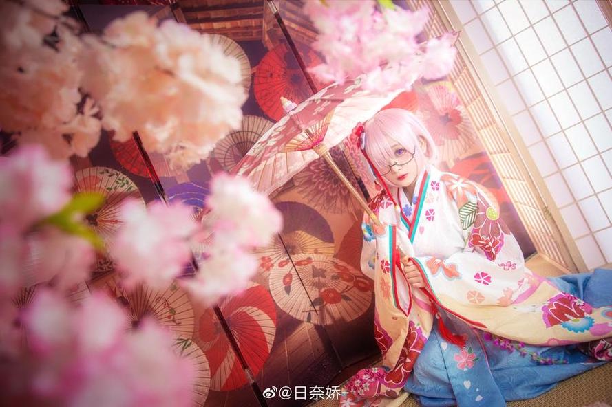 呈现完美细节，日奈娇涂油猫耳皮衣原图大公开