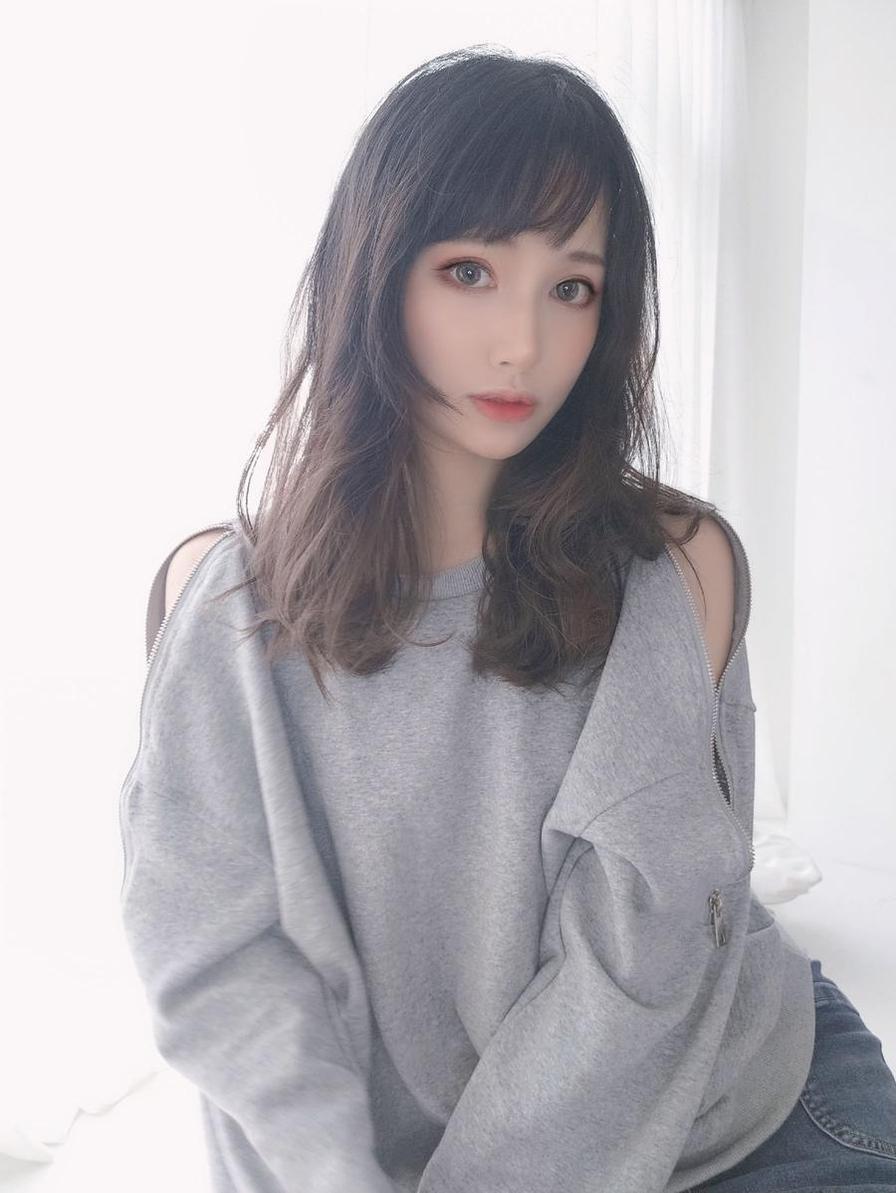 木之本果靡烟旗袍更新分享，每日必看的网红博主