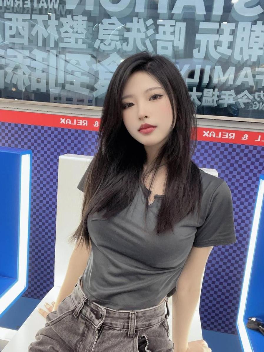 就是这么优秀，清水由乃豹纹图片的最新照片再次登场
