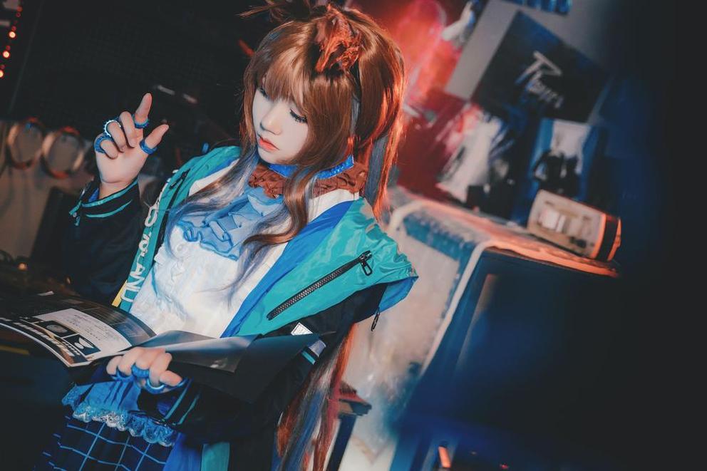古朴气息浓厚的小僵尸cosplay作品，猫君君cosplay小僵尸绝美上线