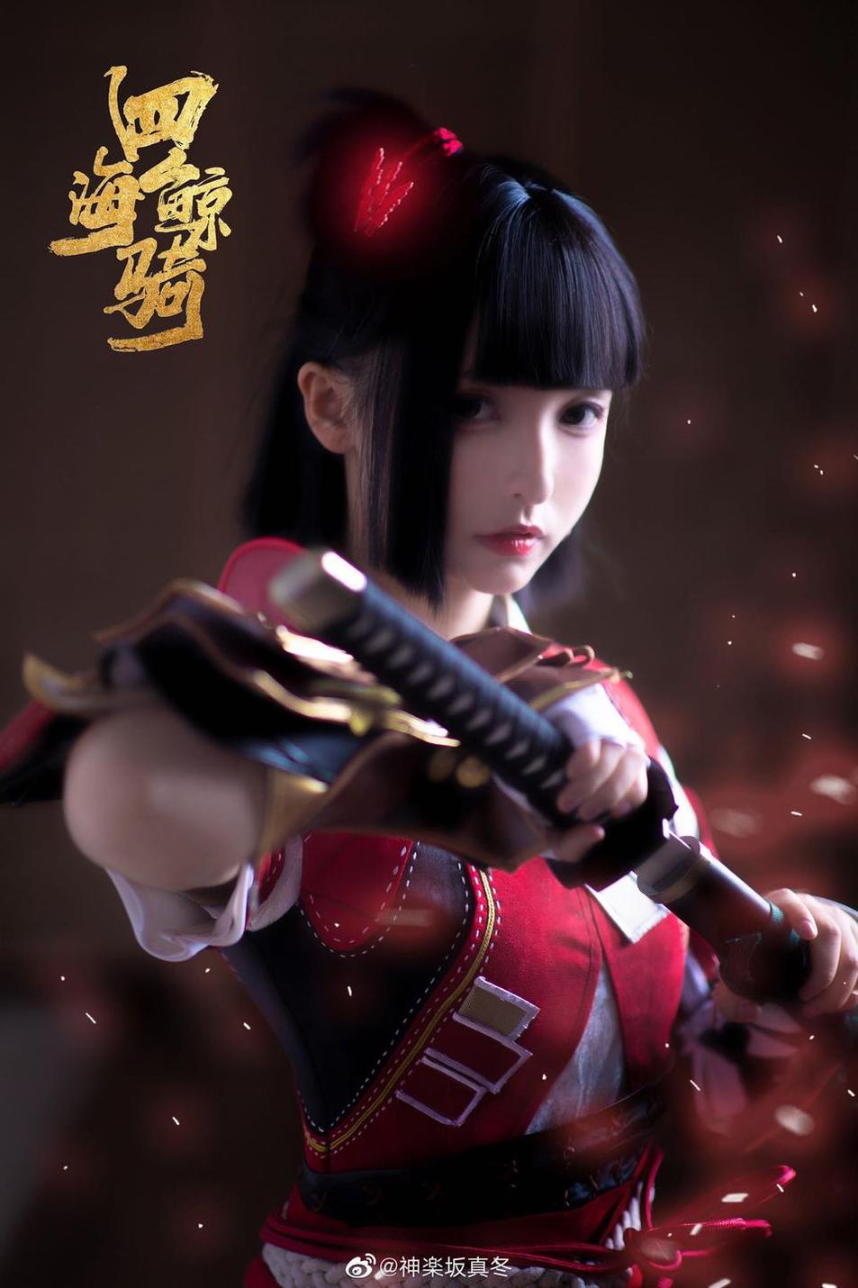 灼热暗黑护士神乐坂真冬原图，惊艳至极