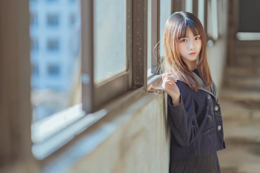 超越你的想象：感受Kitaro绮太郎校服cos的魅力。