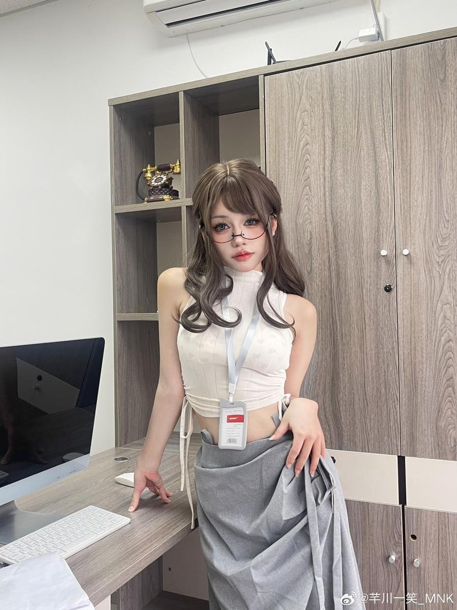 芊川一笑蓝鸟账号：全网最全图包分享，一键下载，轻松收藏