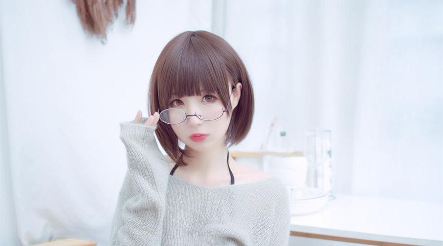 珍藏的精美与西园寺南歌图包，想拥有她与你的独处时光吗？