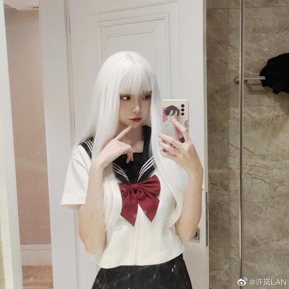许岚lan夏日运动服照片精选：运动气息展现魅力。