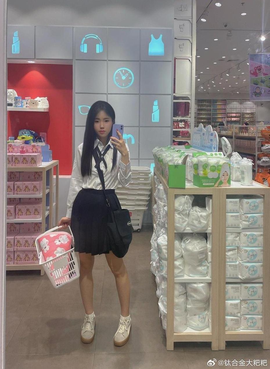钛合金titi汉服cos更新美轮美奂，不容错过