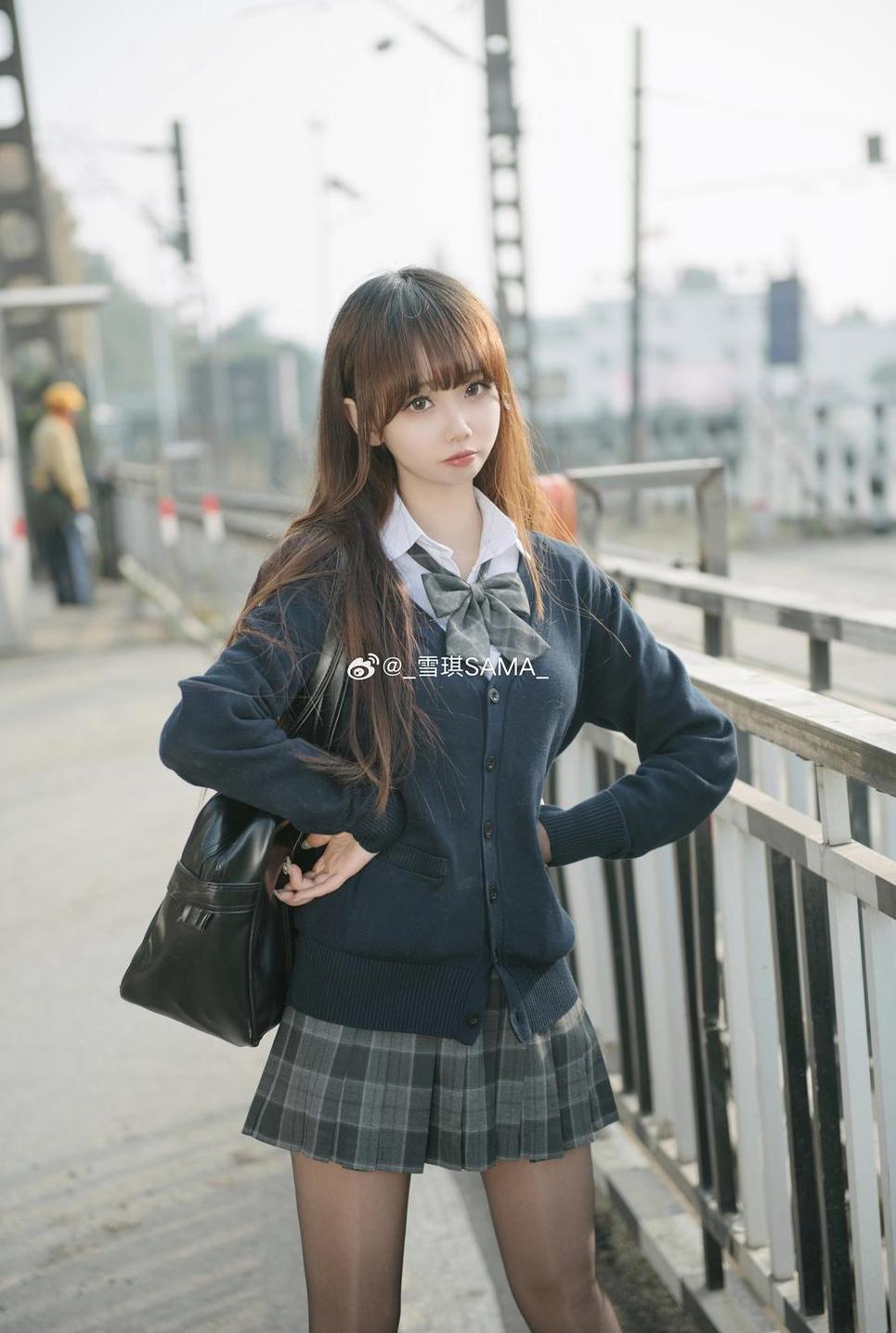 独家美图：雪琪sama制服cos精品图包
