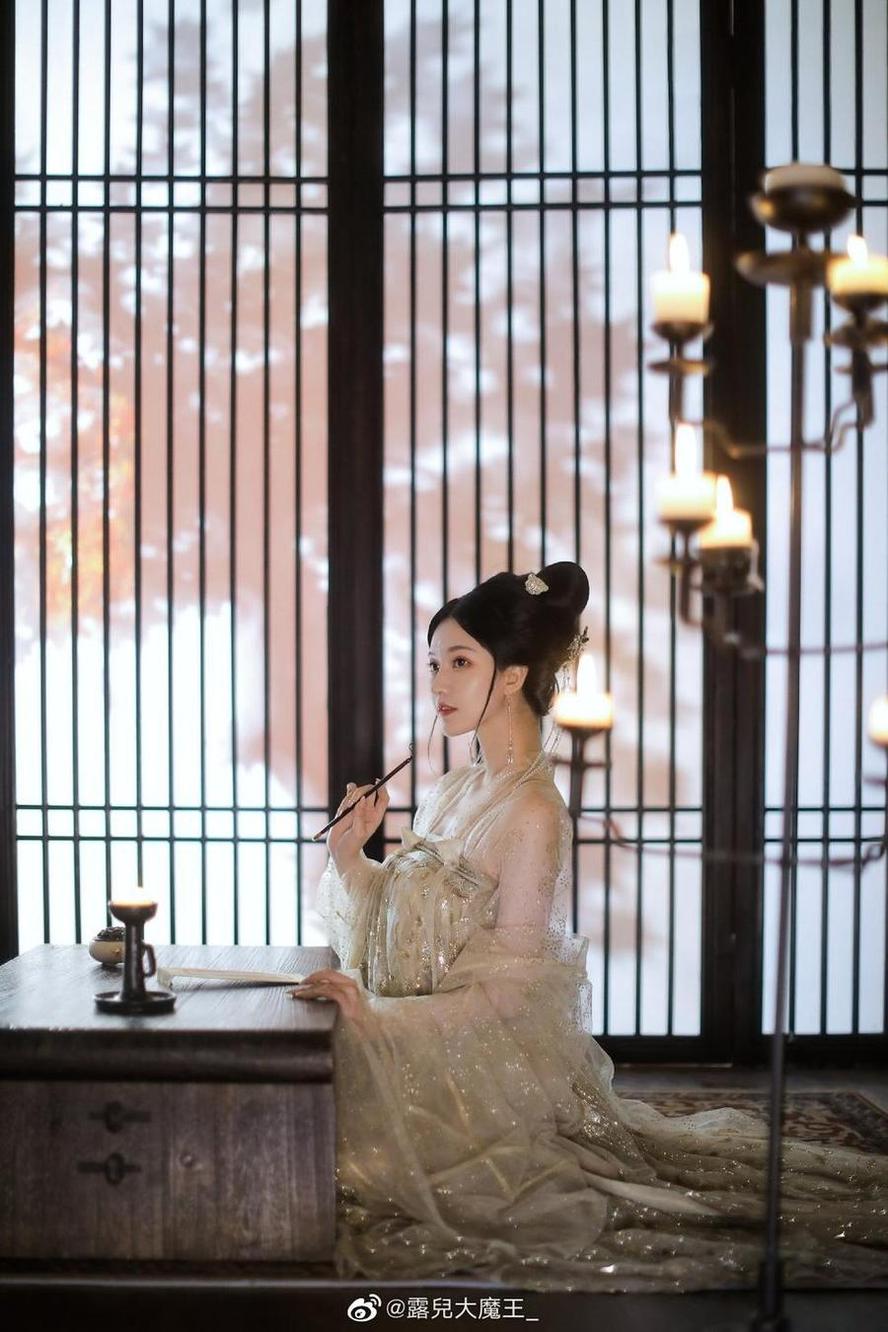 露儿大魔王微博公孙离专注cos，摄影大师级别作品惊艳出炉