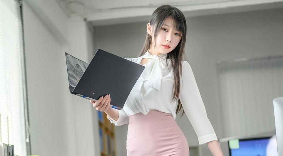 经典必备！香草喵露露白色连衣裙-定制版