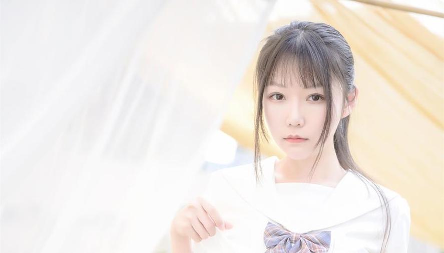 探秘JK校服神秘世界，发现「香草喵露露jk校服」之美。