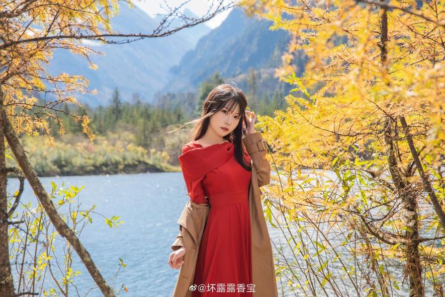 瞬间定格，香草喵喵璐微博照片集展现匠心摄影