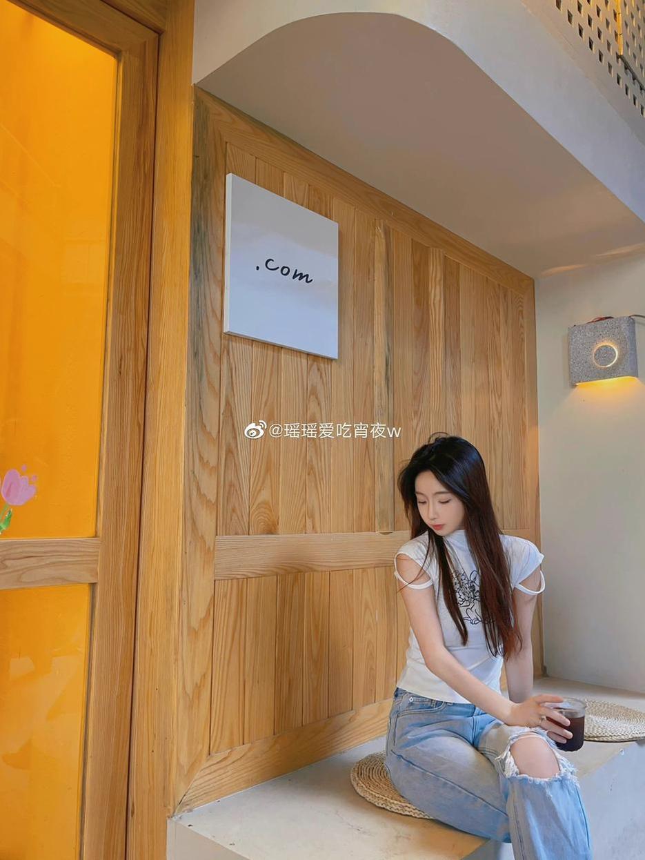 鬼畜瑶在不在w图集：照片中的魔法森林