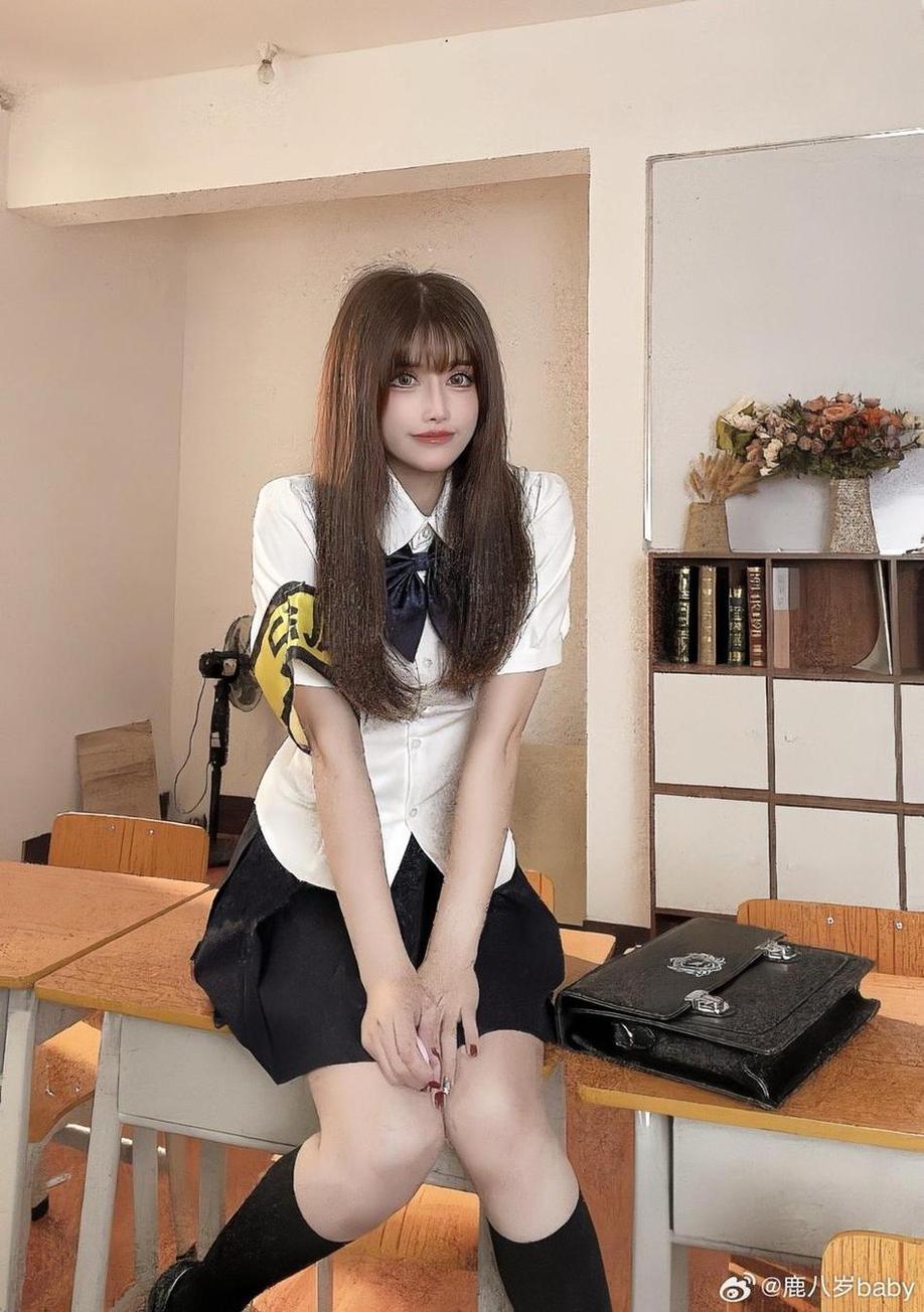 怀旧复古鹿八岁baby汉服图美图，穿越回上个世纪的时光隧道