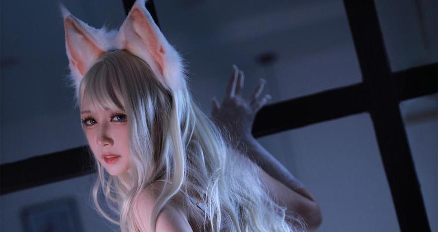 佳妮绅摄影师拍摄黑白御猫cos照片大揭密